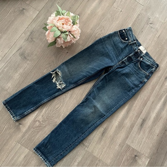 Everlane The Cheeky Distressed Knee Slim Straight Leg Blue Jeans - Picture 3 of 9